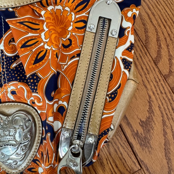 Kathy Van Zeeland Navy & Orange Paisley Print Shoulder Bag - Picture 4 of 7